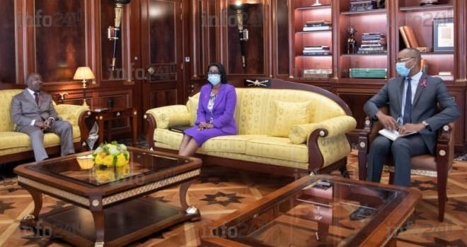 Réouverture querellée des lieux de culte&nbsp;: Ali Bongo fait front derrière son gouvernement