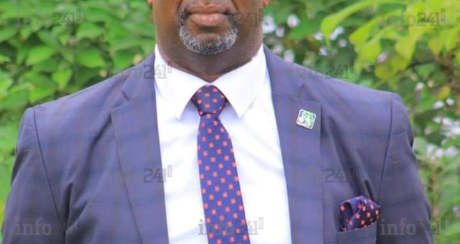 Le maire d’Omboué André Jacques Augand exclu du PDS pour avoir magouillé avec le PDG