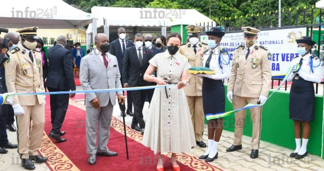 Ali Bongo offre un complexe scolaire aux enfants de militaires de sa garde rapprochée